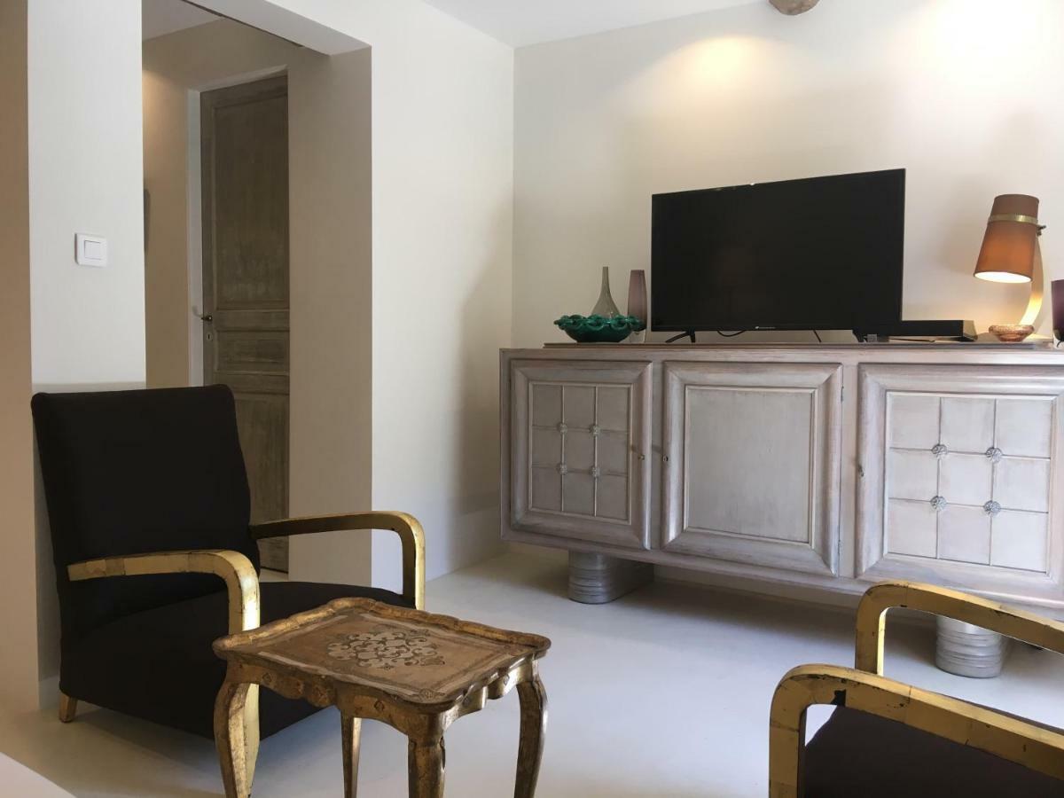 La Calade, Maison De Village Gordes Kültér fotó